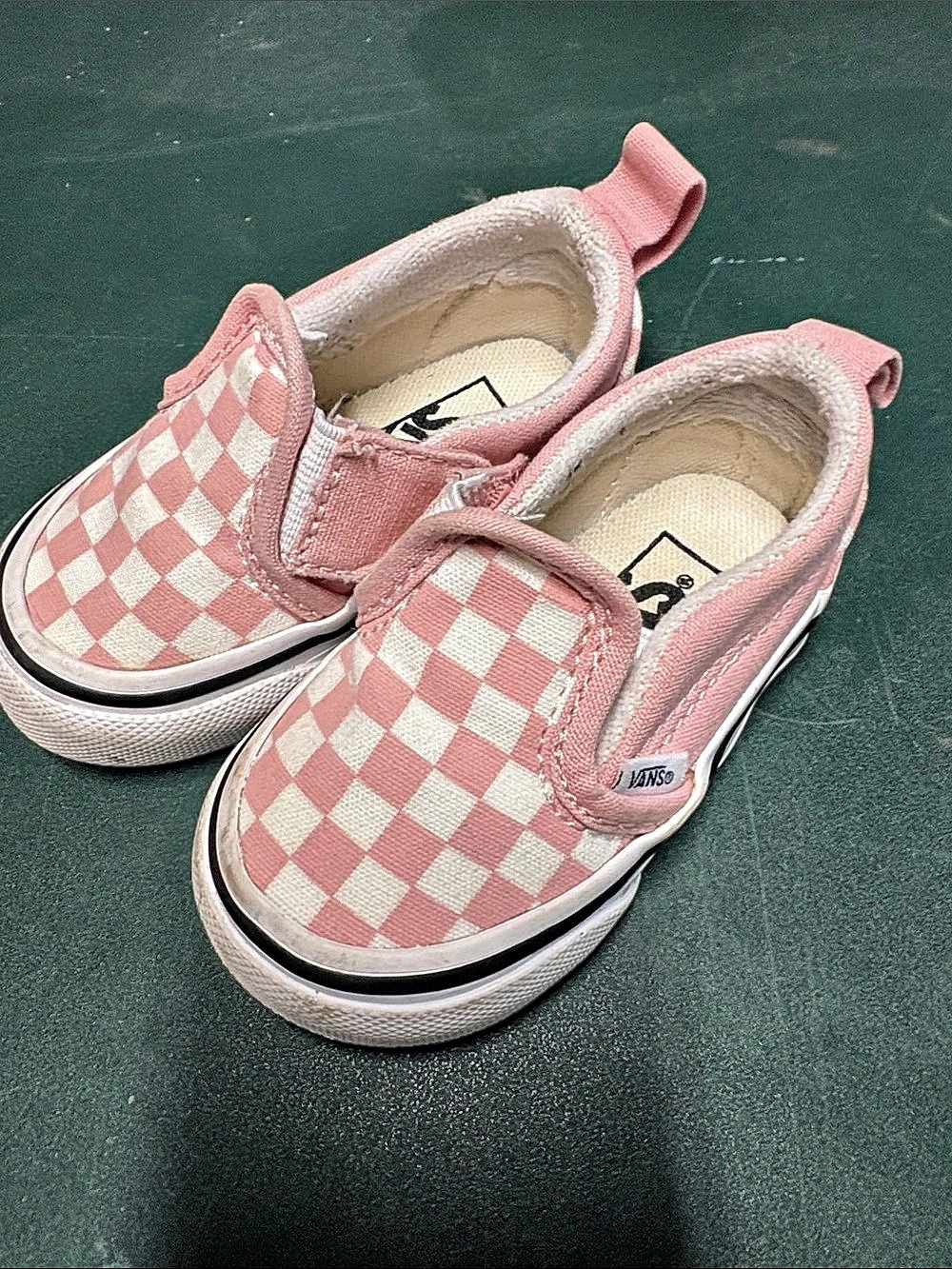 Vans Toddler Classic Slip-On V Checkerboard Sneakers Pink & White Baby 3.5 US